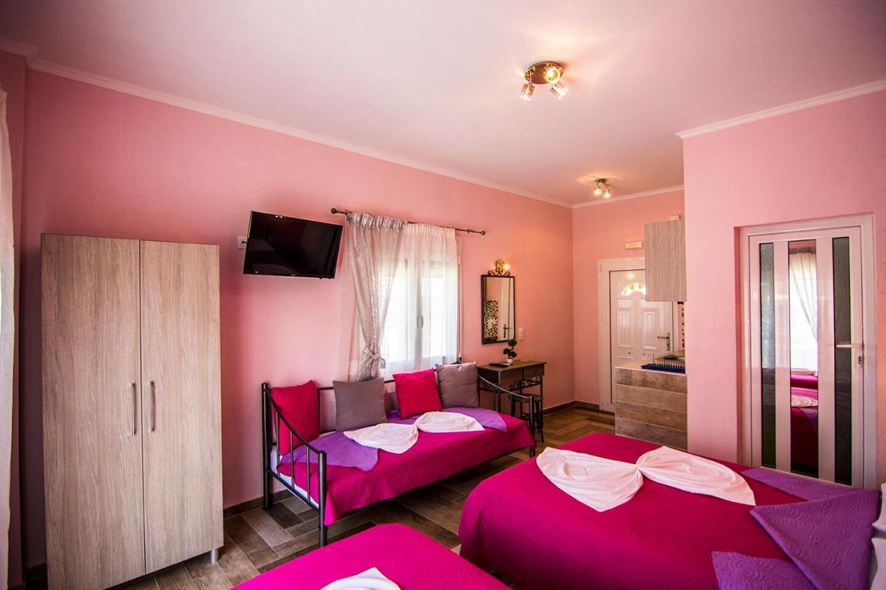 Christodoulos Eleftheria House Vrasná Extérieur photo