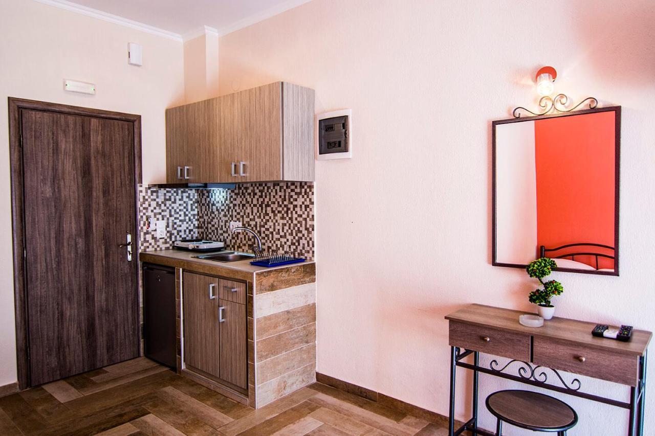 Christodoulos Eleftheria House Vrasná Extérieur photo