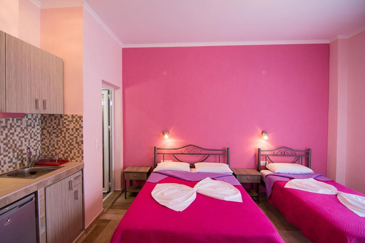 Christodoulos Eleftheria House Vrasná Extérieur photo
