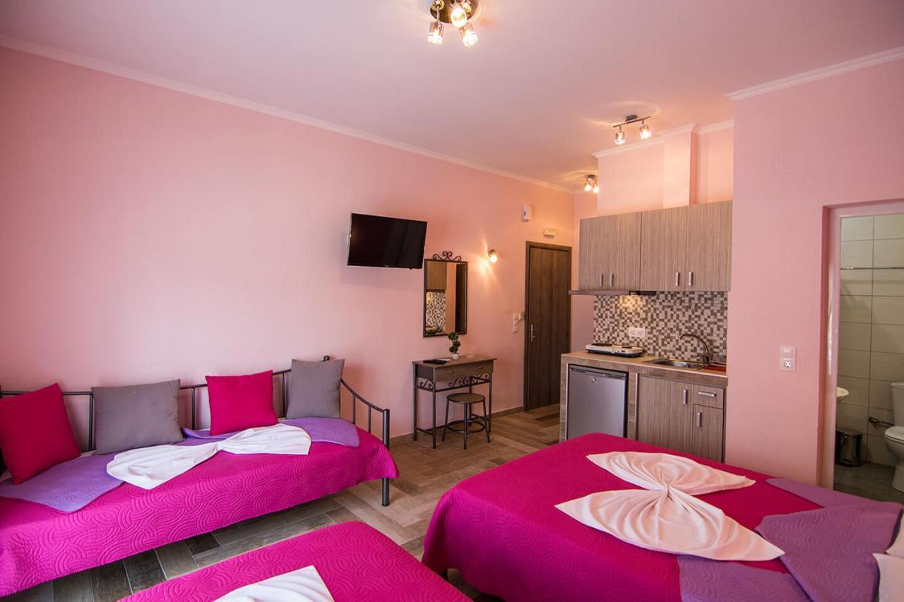 Christodoulos Eleftheria House Vrasná Extérieur photo